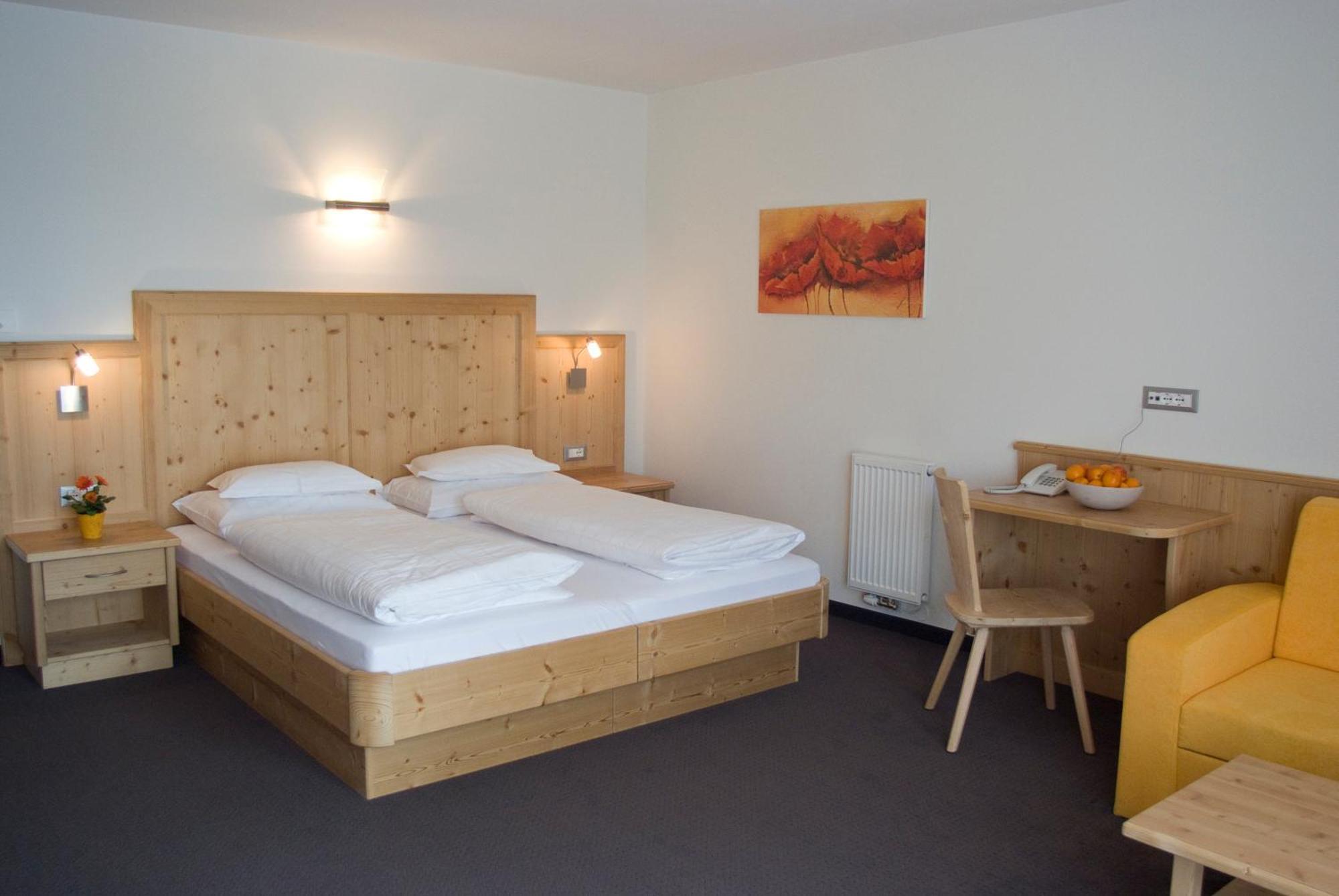 Garni Hotel Bel Vert Сельва-ді-Валь-Гардена Екстер'єр фото