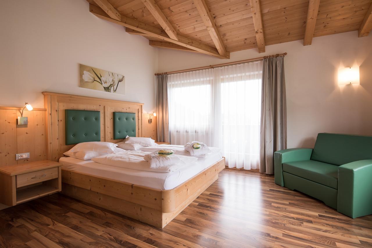 Garni Hotel Bel Vert Сельва-ді-Валь-Гардена Екстер'єр фото