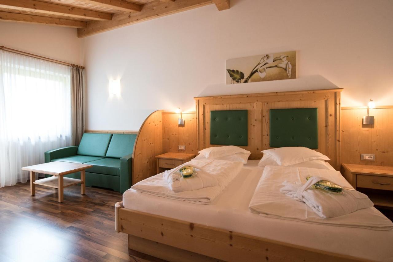 Garni Hotel Bel Vert Сельва-ді-Валь-Гардена Екстер'єр фото
