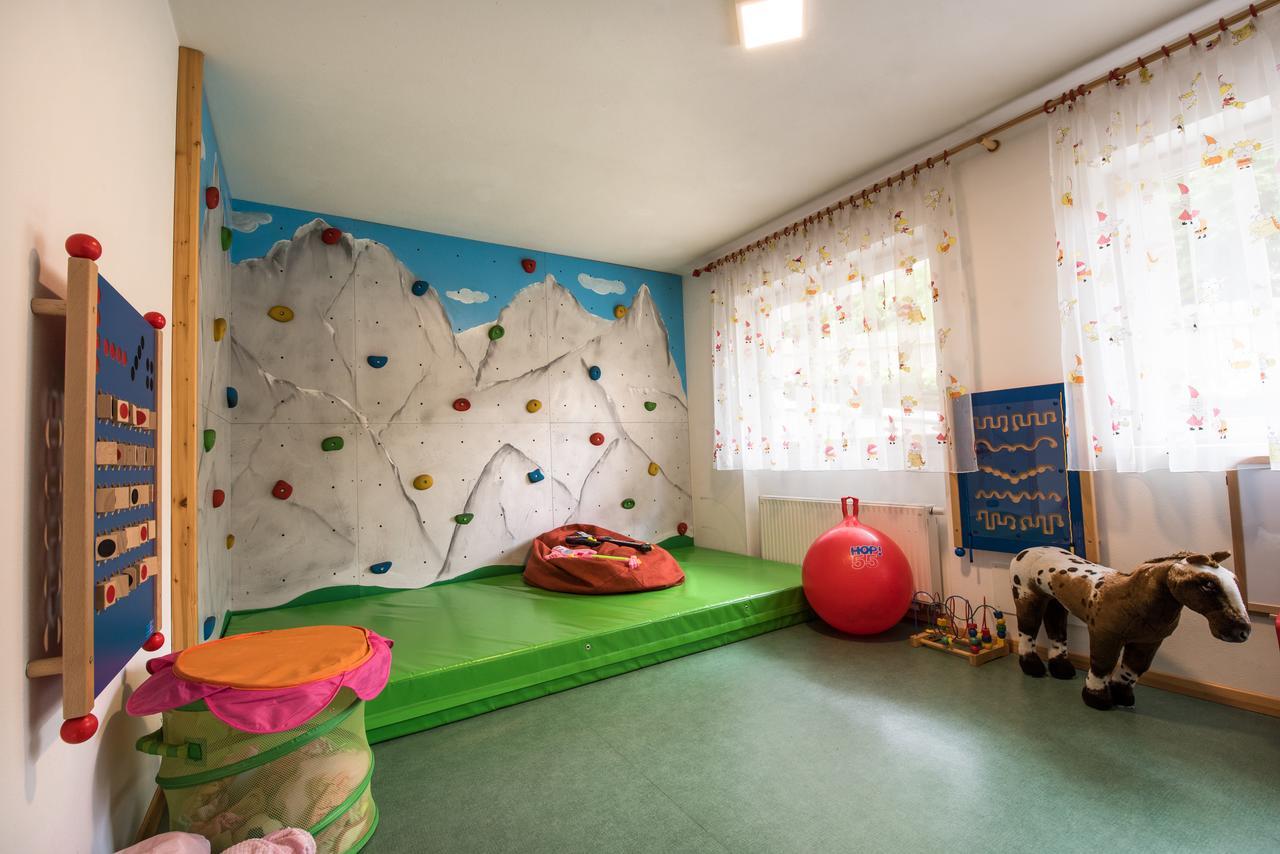 Garni Hotel Bel Vert Сельва-ді-Валь-Гардена Екстер'єр фото