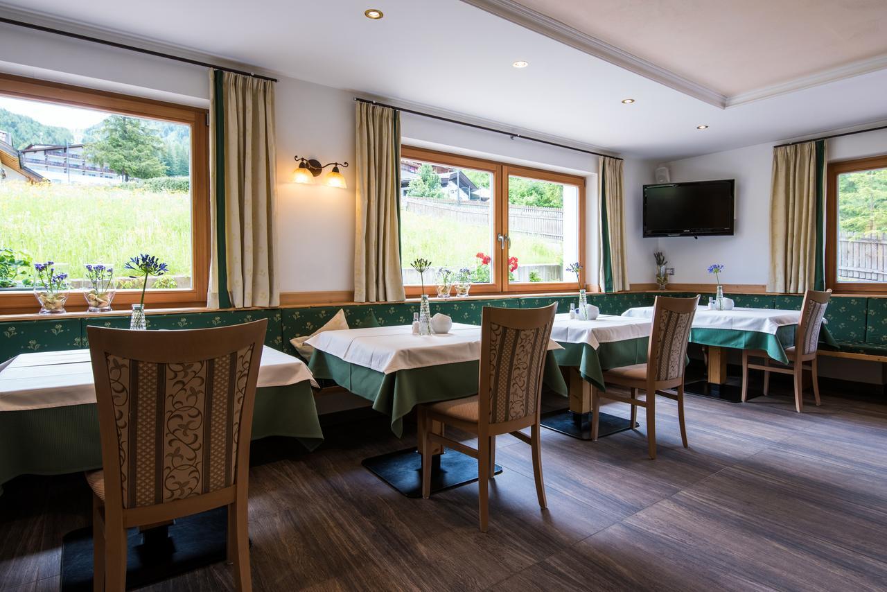 Garni Hotel Bel Vert Сельва-ді-Валь-Гардена Екстер'єр фото